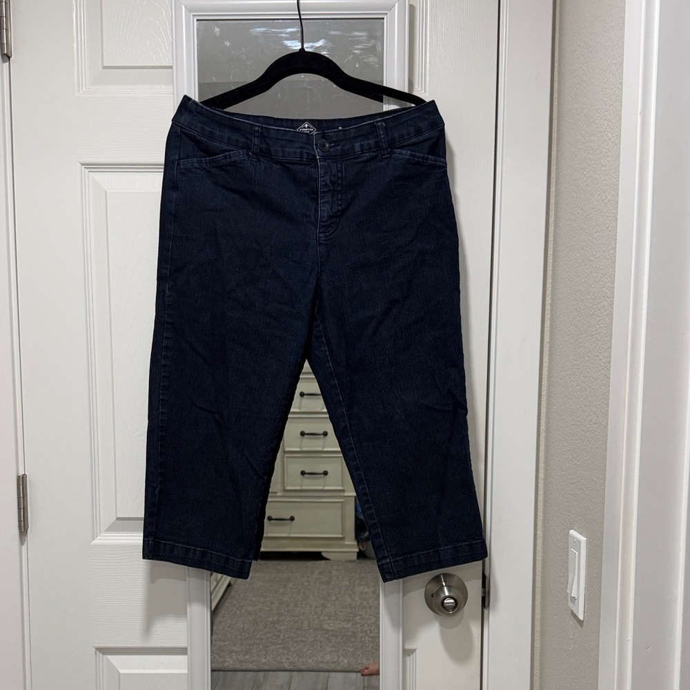 Classic Blue Women's Capri Jeans